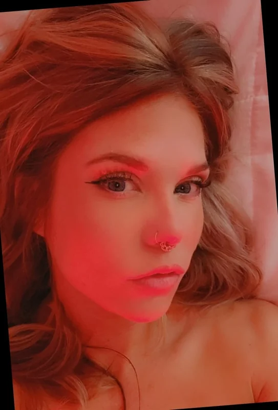 Avagrace91 OnlyFans Creator Avagrace91 OnlyFans sexy milf