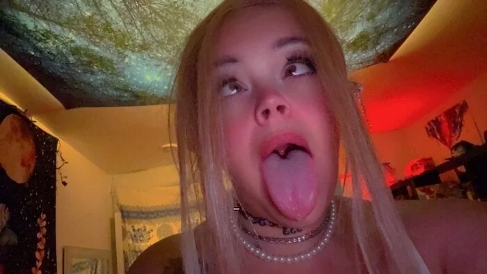 B3ccab33 OnlyFans creator with lingerie content