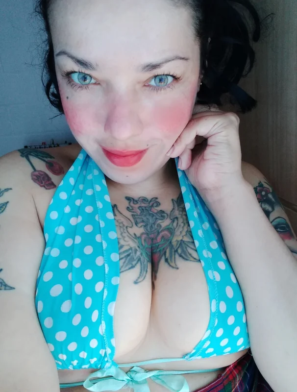 Babisuzy OnlyFans pin-up girl