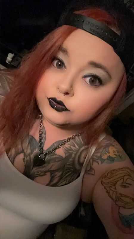 Brat OnlyFans Profile Brat OnlyFans tattooed and pierced creator