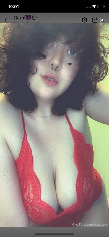 Coral😈 OnlyFans Profile Image Coral😈 OnlyFans brunette beauty