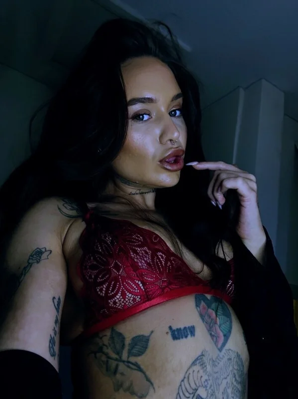 Lola - ʙᴀʙʏ ɢɪʀʟ 63 - OnlyFans Creator Profile Picture