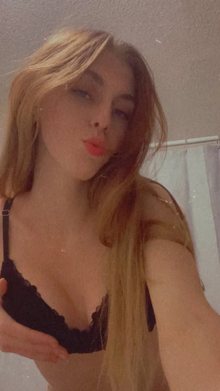 Babyybritt6 OnlyFans Profile Babyybritt6 OnlyFans Blonde Creator