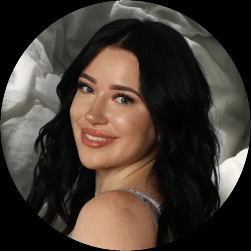 bailey ann OnlyFans creator with engaging content