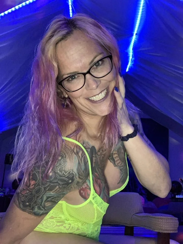 Baileybeach on OnlyFans with hardcore content