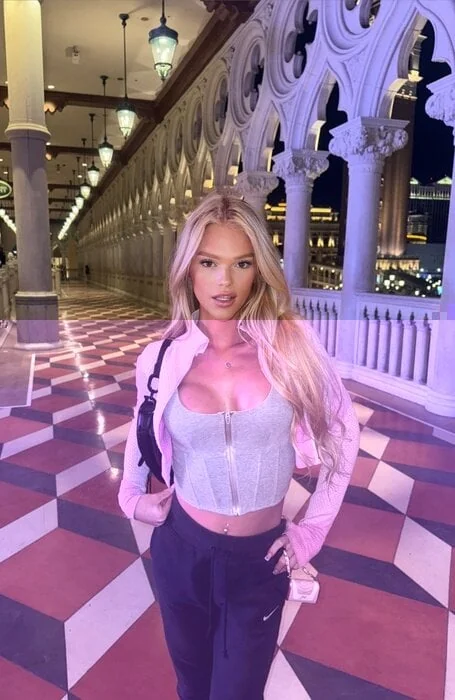 Baileydodrill OnlyFans Creator Baileydodrill OnlyFans Glamorous Creator