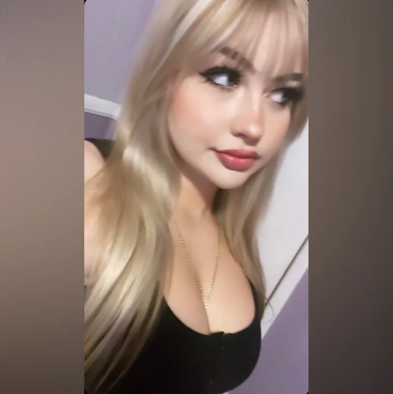 Barbie OnlyFans Profile Barbie OnlyFans blonde creator