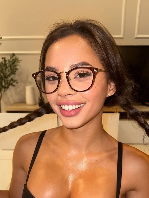 Jazmyn OnlyFans profile
