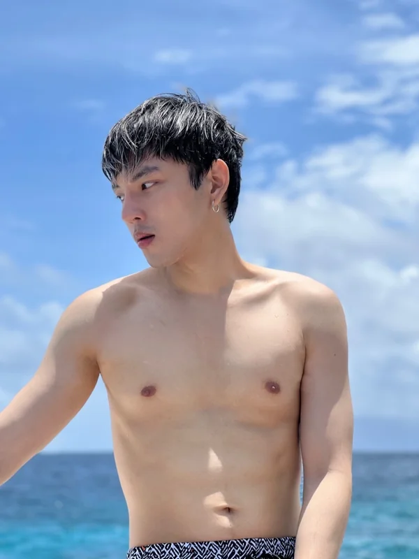 Bassoonchw OnlyFans Profile Bassoonchw OnlyFans creator with engaging video content
