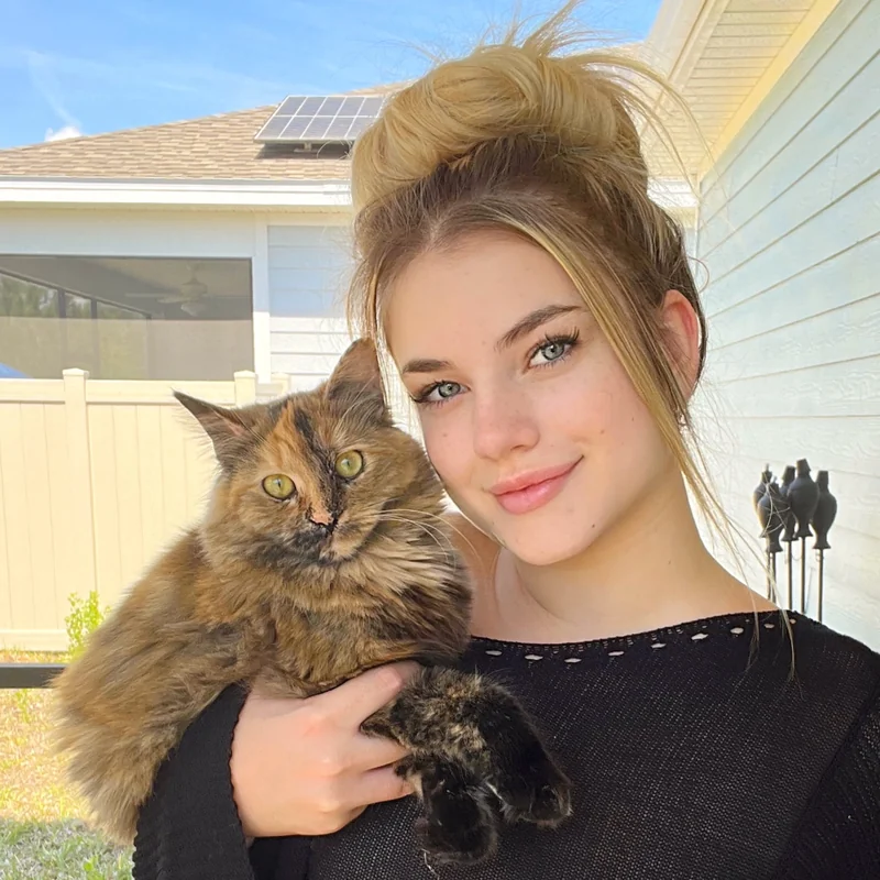 Baylee OnlyFans profile