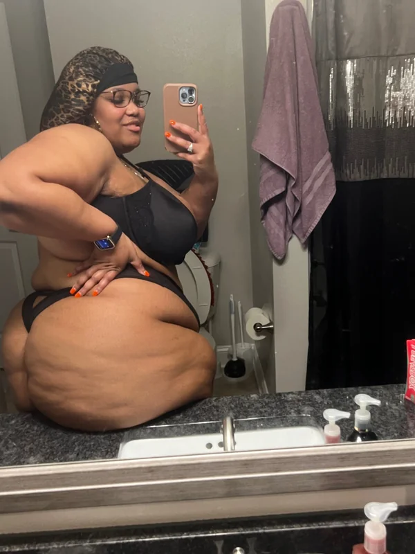 KEEKEE Exclusive OnlyFans Content KEEKEE OnlyFans BBW Chubby creator