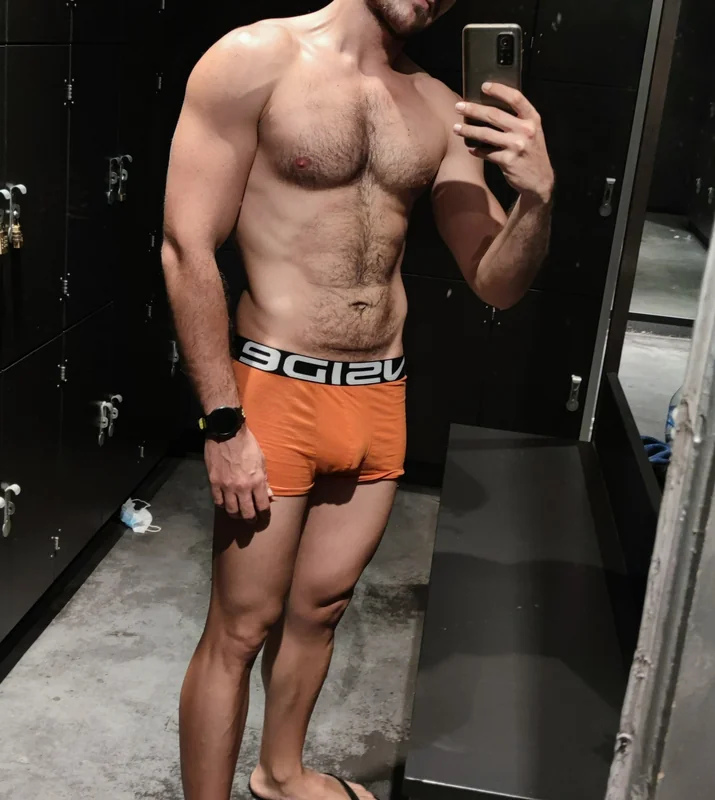 Bcnfit1 OnlyFans creator with fun and enticing content.