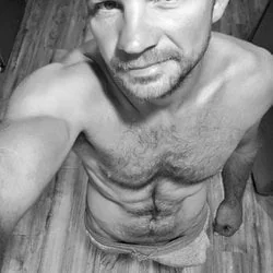 Beardedguy86 OnlyFans Creator with engaging content