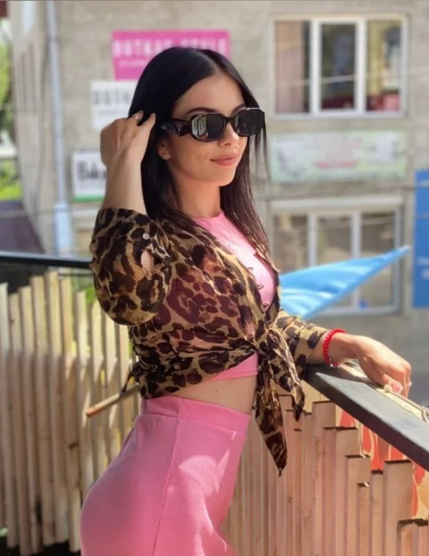 Bella Queen OnlyFans Exclusive Content Bella Queen OnlyFans creator with exclusive content