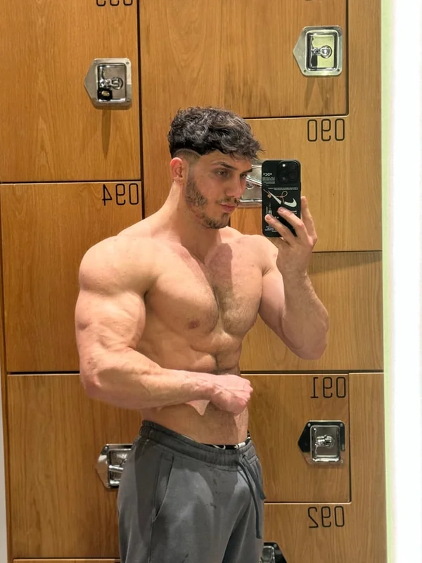 👑MR.berk 🇹🇷 OnlyFans Male Creator