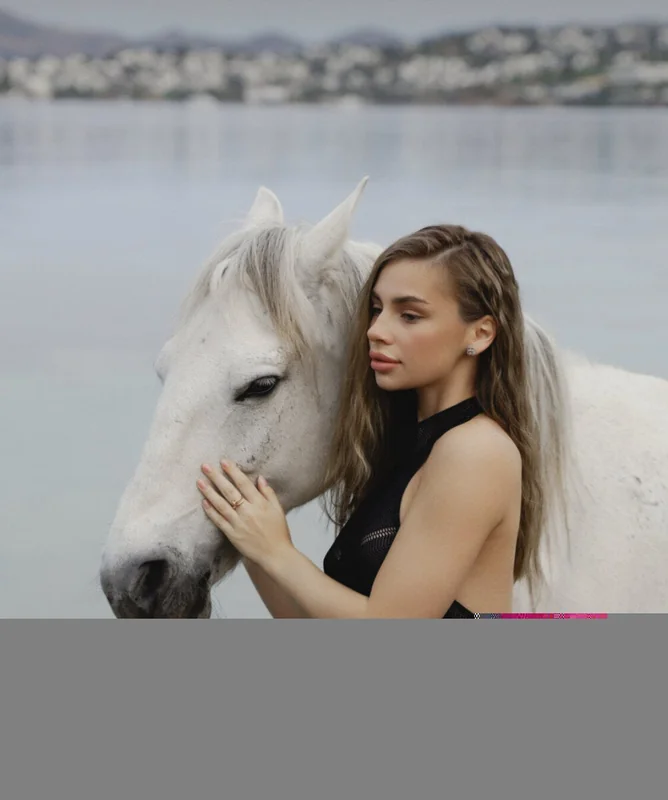 Beth Astley - OnlyFans Creator Profile Picture