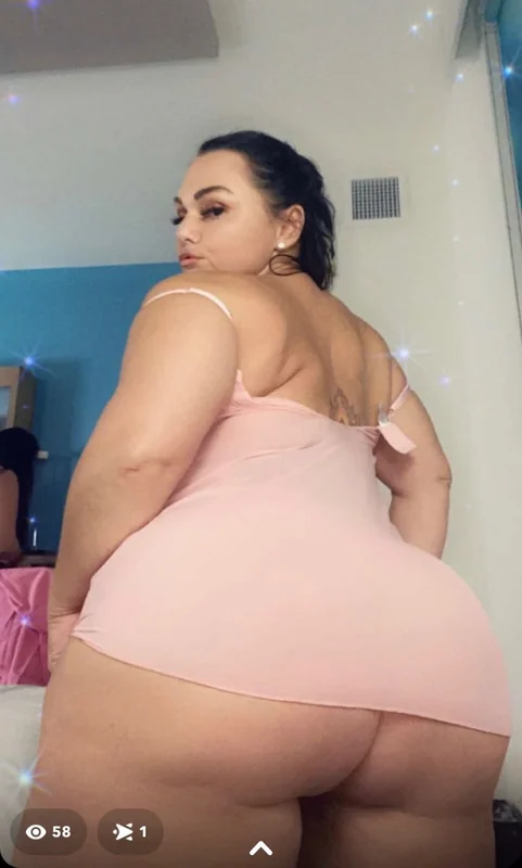 BettyBang OnlyFans Profile BettyBang OnlyFans brunette tattooed creator