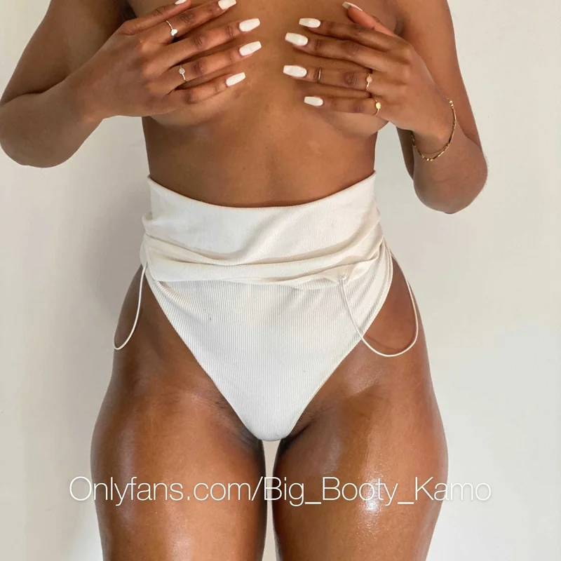 Bigbootykamo OnlyFans Creator Bigbootykamo OnlyFans profile with natural beauty