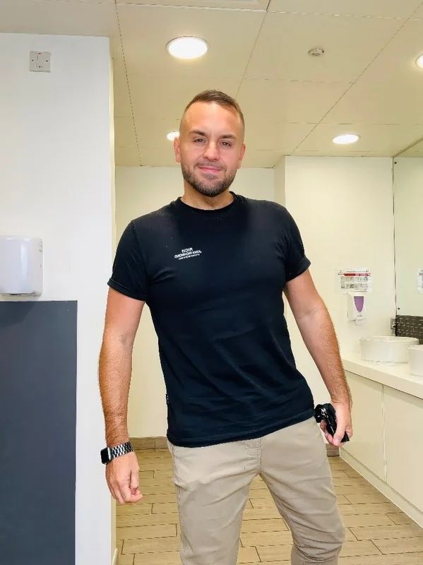 Bigcummeruk OnlyFans Profile Bigcummeruk OnlyFans creator showcasing personality