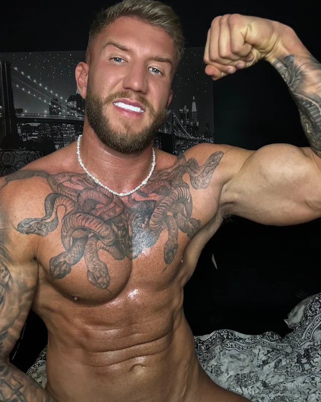 BigJ😈 OnlyFans Creator BigJ😈 OnlyFans Creator with a dominant personality