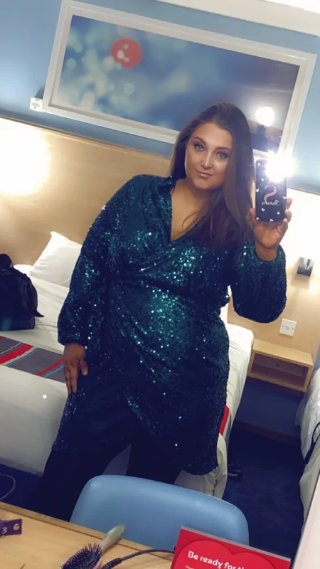 Samm OnlyFans Scottish lass with enticing photos