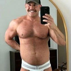 BillHardwickXXX OnlyFans Creator BillHardwickXXX OnlyFans creator with daily live shows