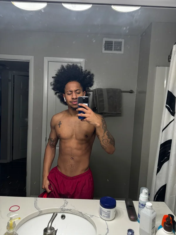 Blacksniper OnlyFans Creator Blacksniper OnlyFans creator with captivating videos
