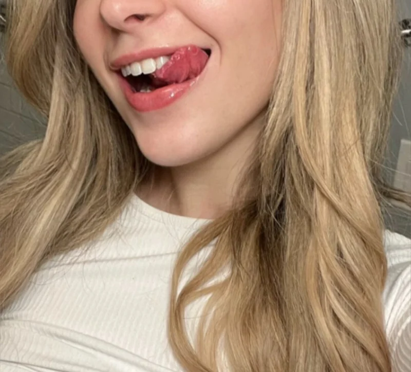 blondeybarbie - OnlyFans Creator Profile Picture