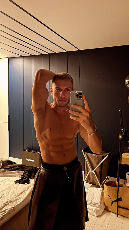 Bogdan Gromov OnlyFans profile