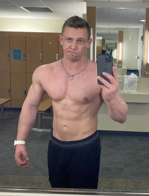 BostonJock1's Official OnlyFans Page BostonJock1 OnlyFans Athletic Male