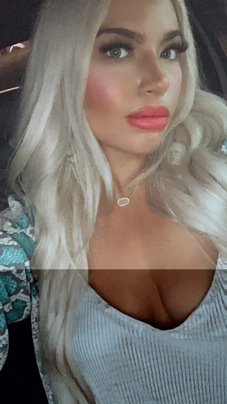Boujieangelina OnlyFans juicy ass