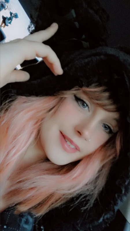 🖤Dark Pink Bunny🐇 OnlyFans petite submissive
