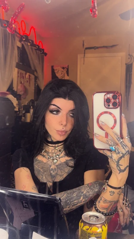 breee OnlyFans Profile breee OnlyFans creator with a quirky personality