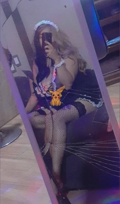 Brensabroxxx OnlyFans alternative model