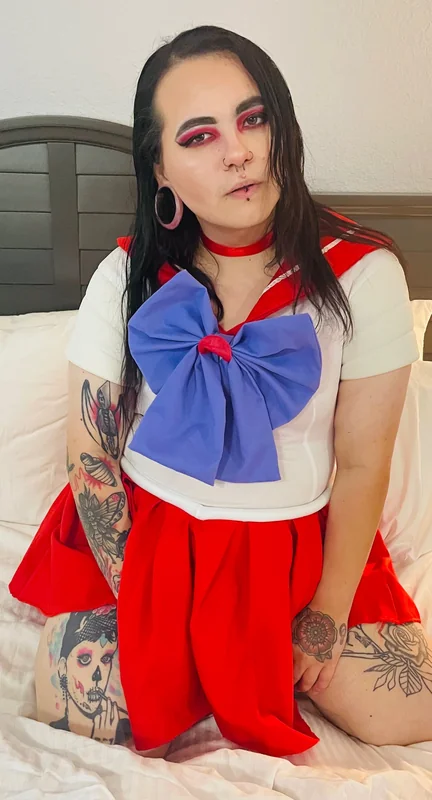 Britaneydropdead OnlyFans profile