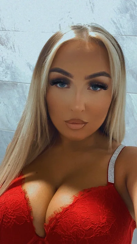 Brookewintersofficial - OnlyFans Creator Profile Picture