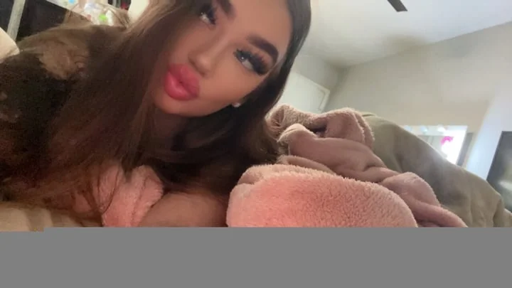 Bryexxx OnlyFans glamorous brunette creator