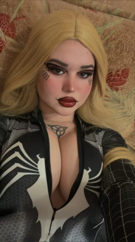 Katarina OnlyFans profile