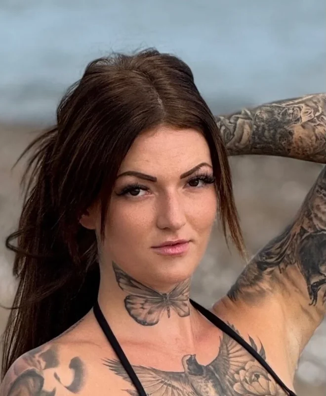Lisa White OnlyFans profile