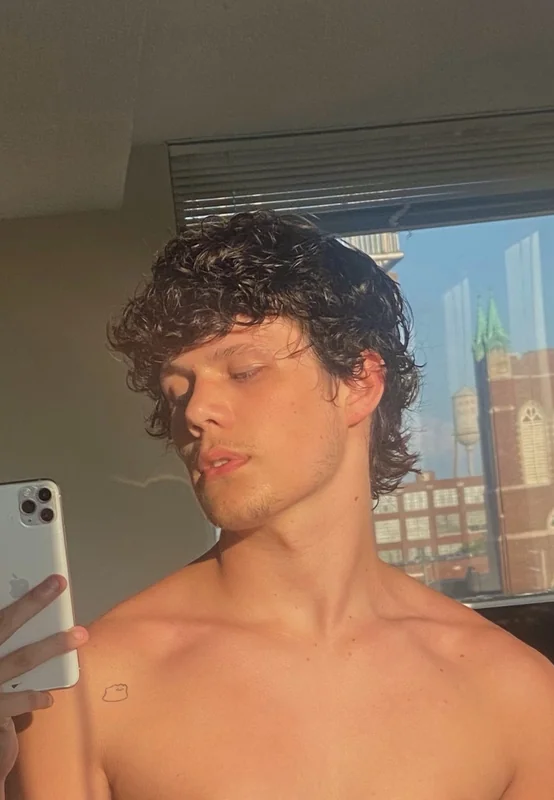 Carter Layton - OnlyFans Creator Profile Picture
