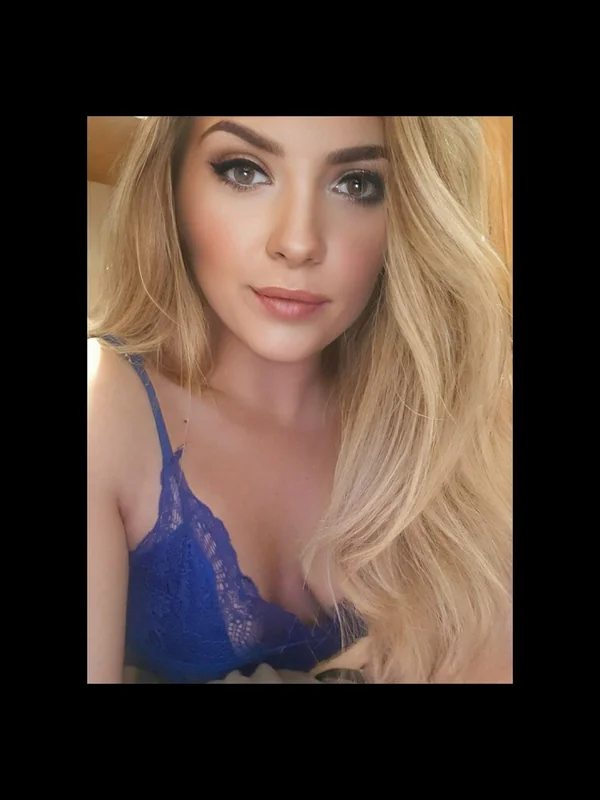 Domina Cassie Azure OnlyFans profile