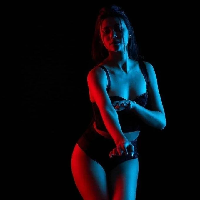 Catherine Gairard - OnlyFans Creator Profile Picture