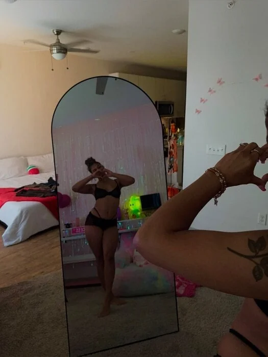 .. - OnlyFans Creator Profile Picture