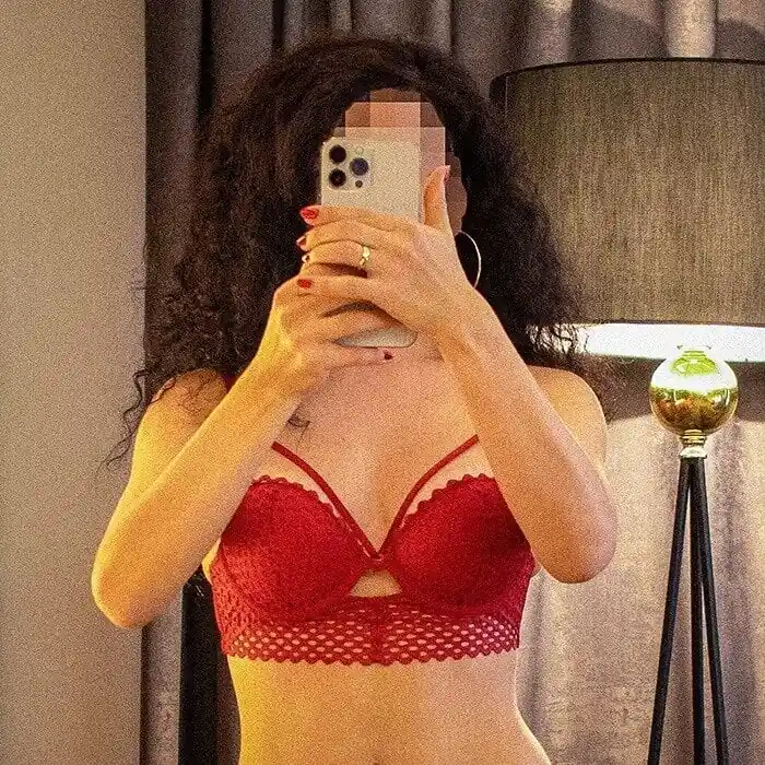 Ceydarella OnlyFans Creator Ceydarella OnlyFans creator with engaging personality