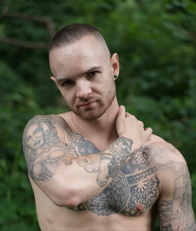 Charliekentxxx OnlyFans Profile Charliekentxxx OnlyFans Cutest British Tattooed Lad