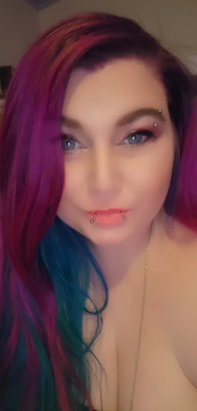 Cheefingbeauty OnlyFans Dangerous MILF Curves