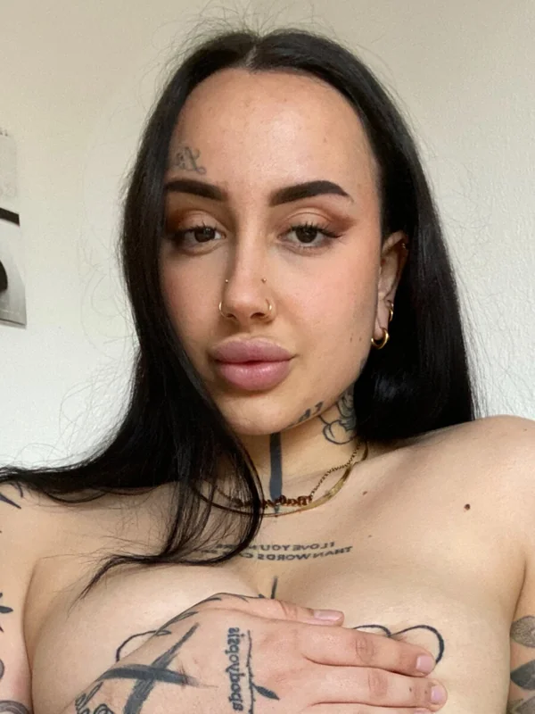 Chicle OnlyFans exclusive content creator