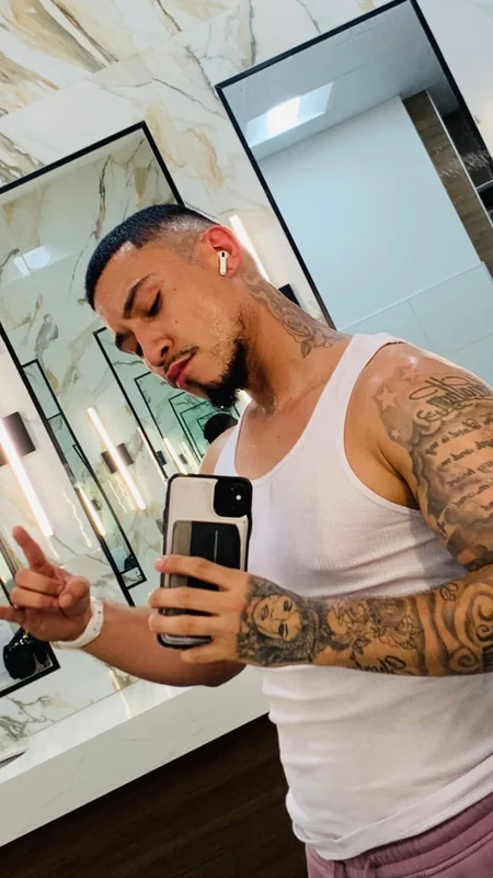 chico_juarez OnlyFans horny guy content