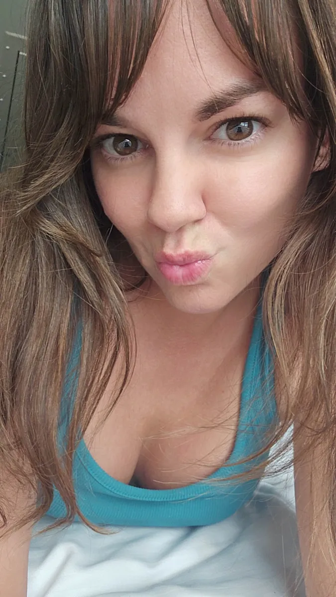 Chloe - Your Favorite Neighbor - Exclusive Exclusive Content on OnlyFa Chloe - Your Favorite Neighbor (@chloe_mae) OnlyFans exclusive creator profile photo