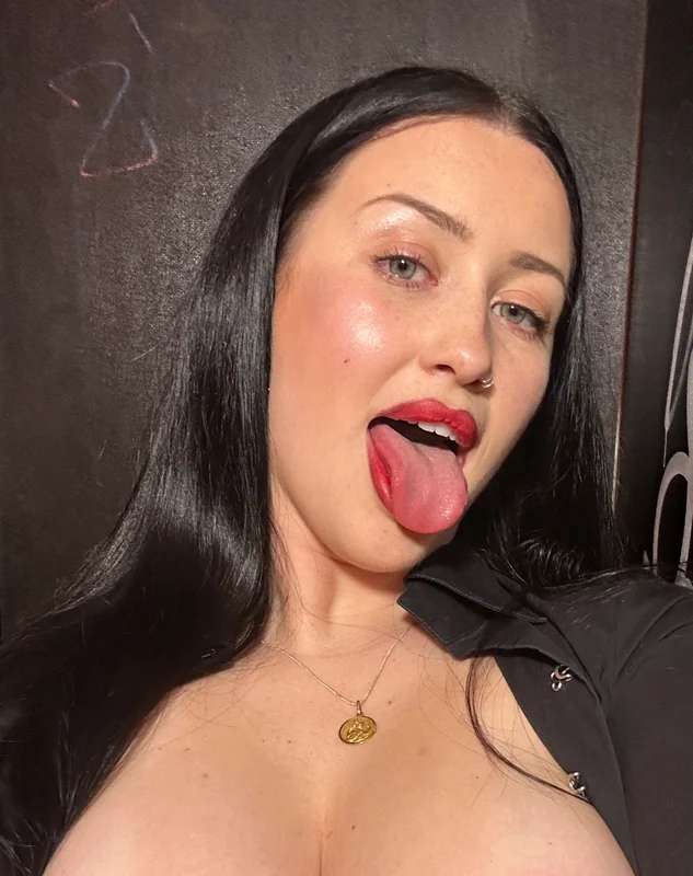 Chloe Picante - OnlyFans Creator Profile Picture